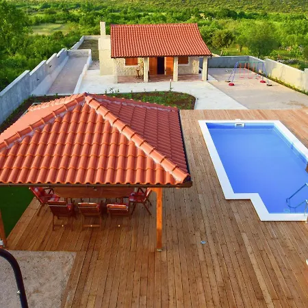 Villa Luxury With Pool, Zaton Gacelezi