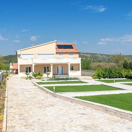 Luxury With Pool, Zaton * Gacelezi