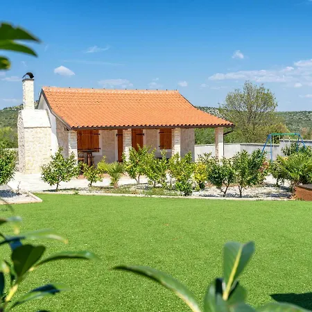 Luxury With Pool, Zaton Gacelezi