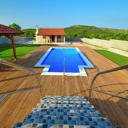 Luxury With Pool, Zaton Villa